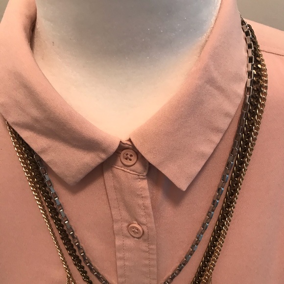 Uniqlo button blouse - Picture 5 of 11